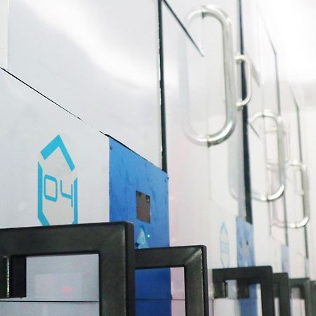 Tamu Capsule Hotel Kejayan Экстерьер фото